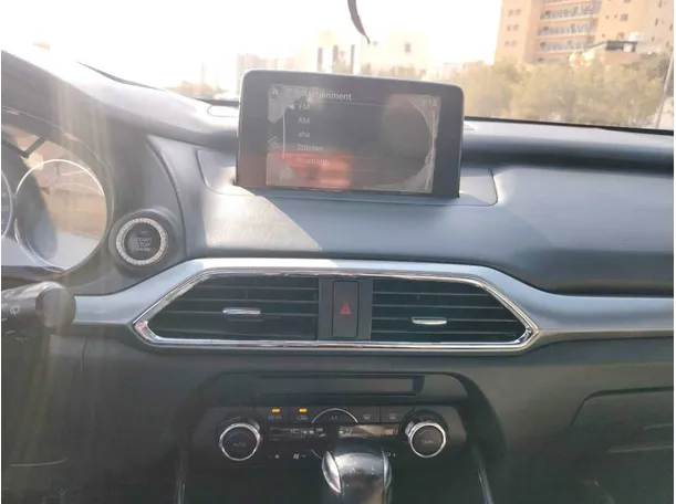 Car image 26