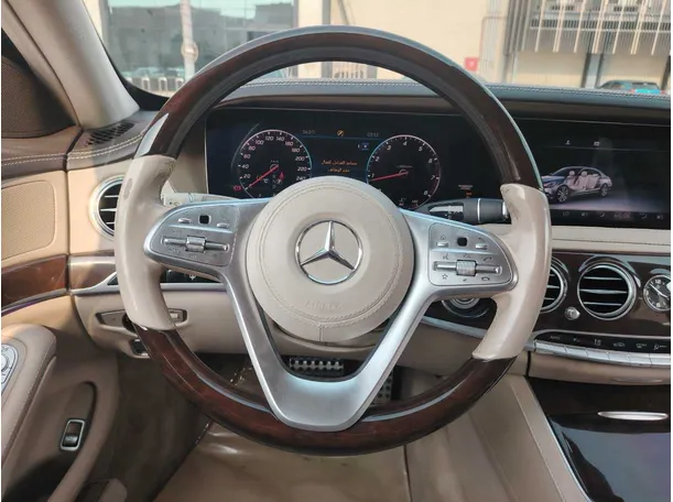 Car image 21