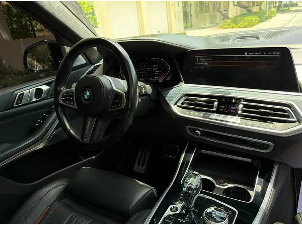 Car image 22