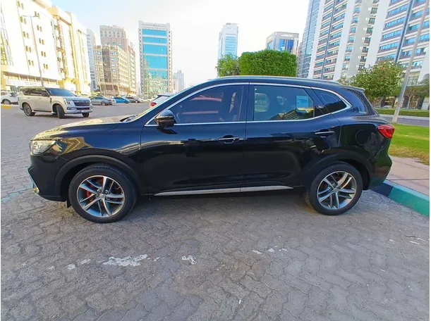 Car image 8