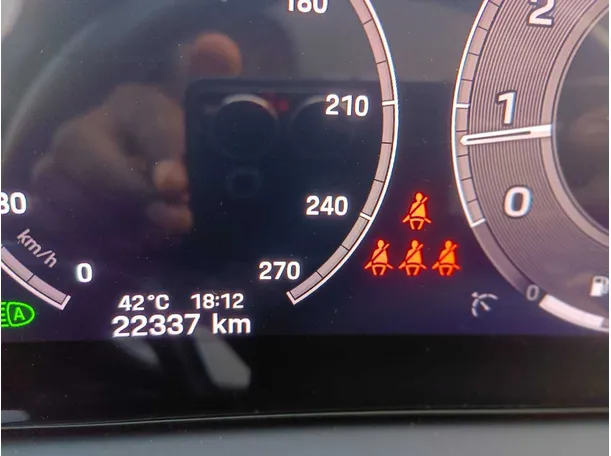 Car image 31