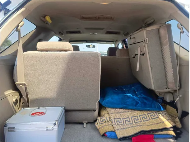 Car image 27