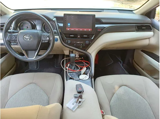 Car image 15