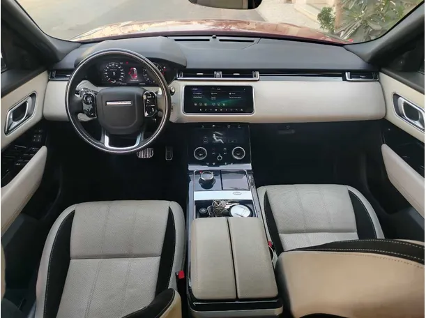 Car image 23