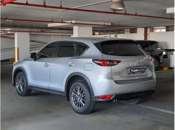 Car image 7