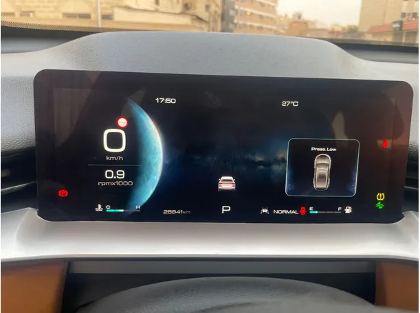Car image 21