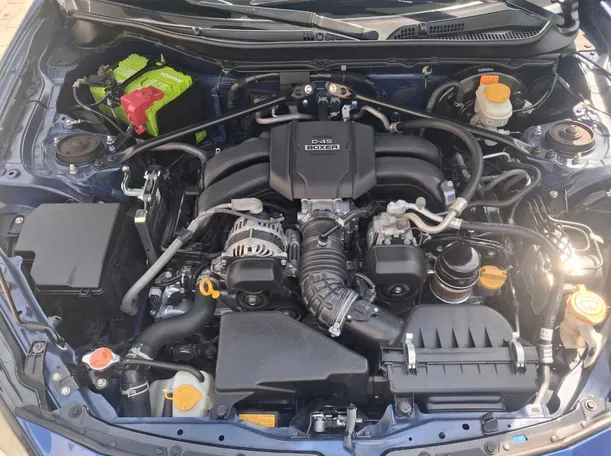 Car image 19