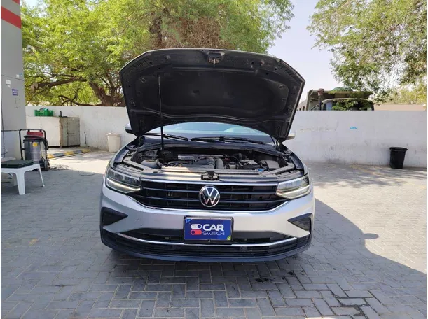 Car image 33