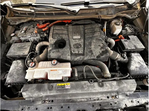Car image 33
