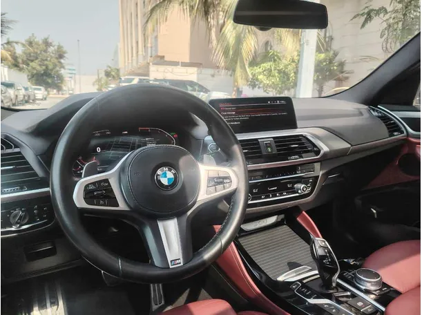 Car image 28