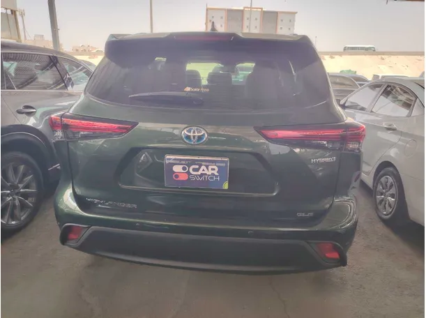 Car image 6