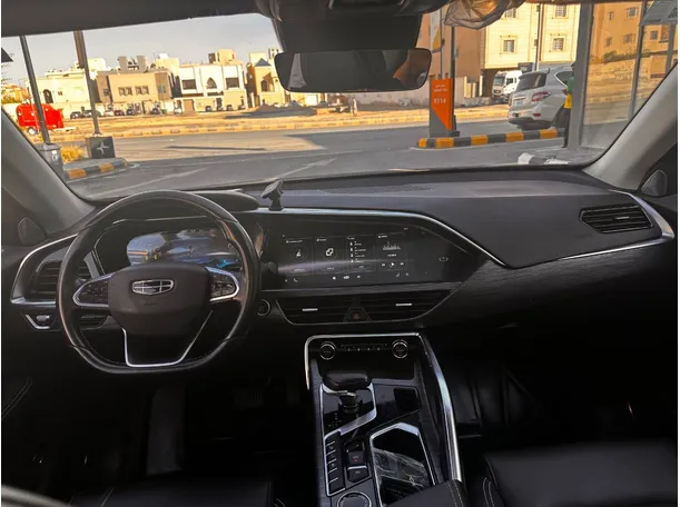 Car image 20