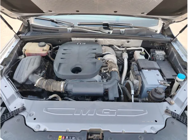Car image 35