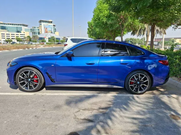 Car image 4