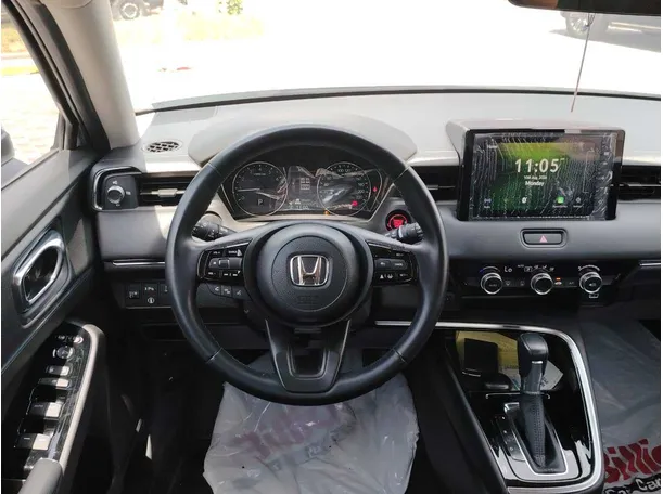 Car image 22