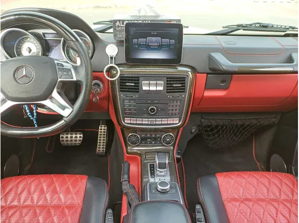 Car image 16