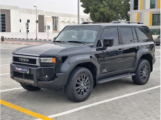 2024 تويوتا برادو في دبي