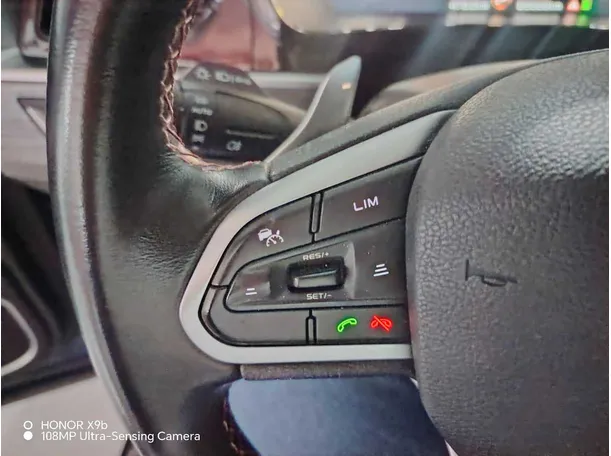 Car image 31