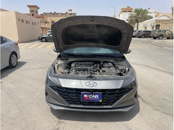 Car image 23