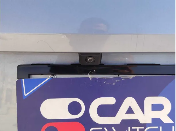 Car image 38