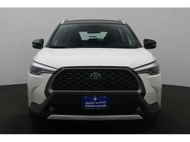 Car image 11