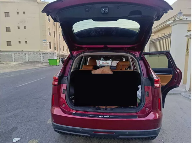 Car image 26
