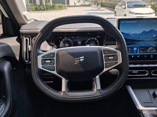 Car image 19