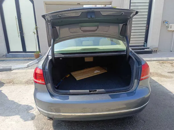 Car image 26