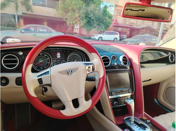 Car image 27