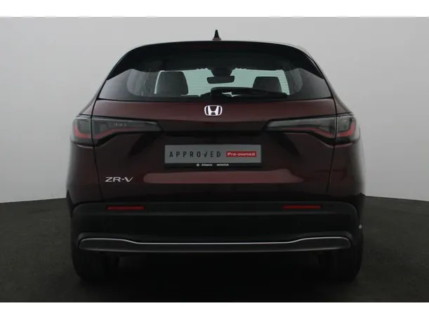 Car image 12