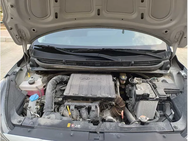 Car image 23