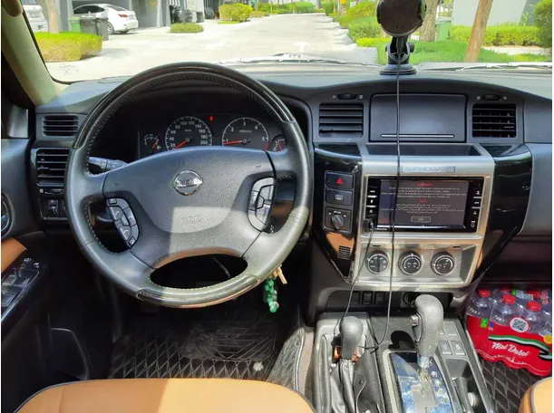 Car image 16
