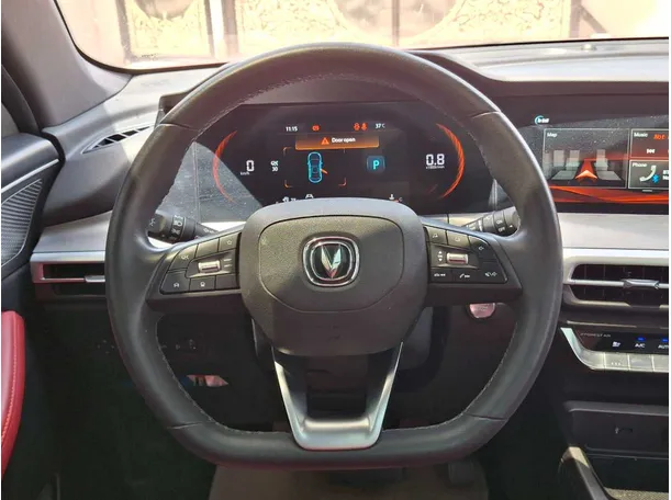 Car image 15