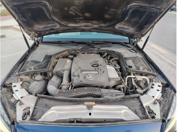 Car image 28