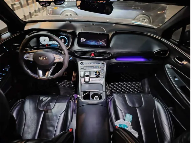 Car image 22