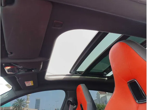 Car image 23