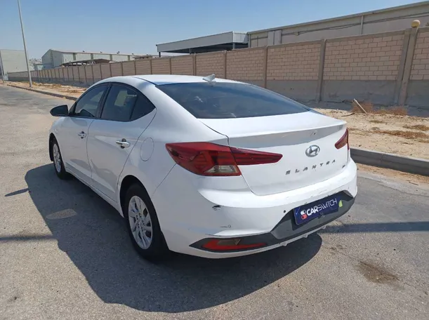 Car image 7