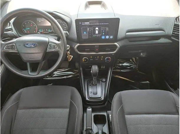 Car image 15