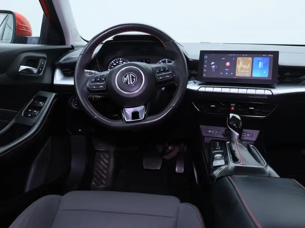 Car image 15