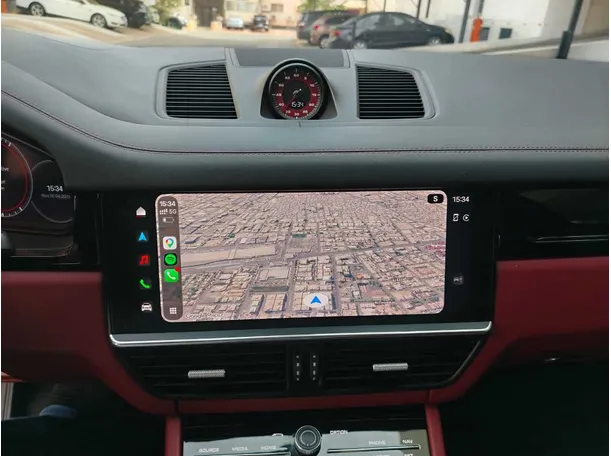 Car image 26