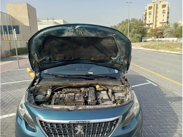 Car image 21