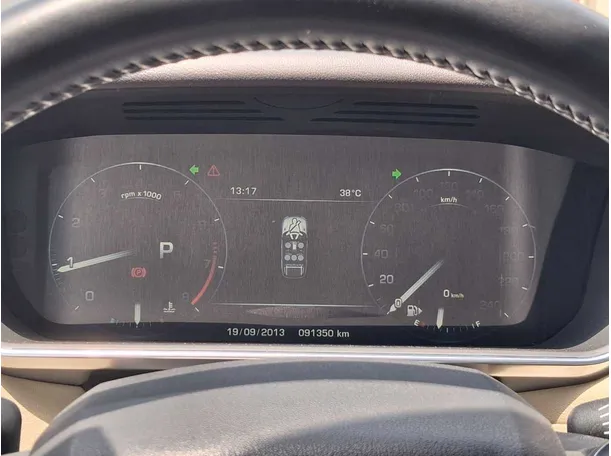 Car image 20