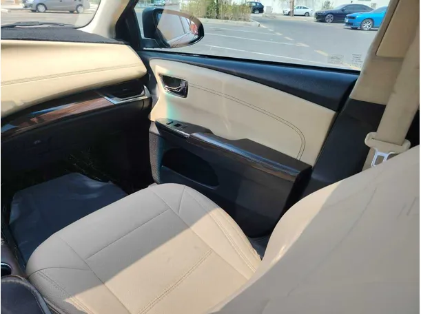 Car image 45