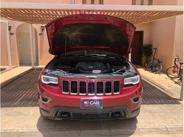 Car image 25