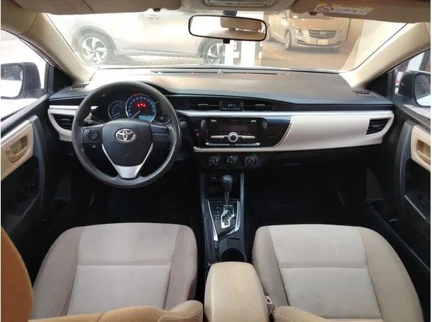 Car image 18