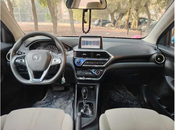 Car image 22