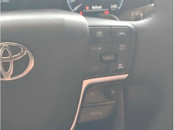 Car image 31