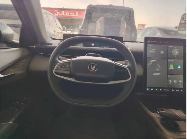 Car image 26
