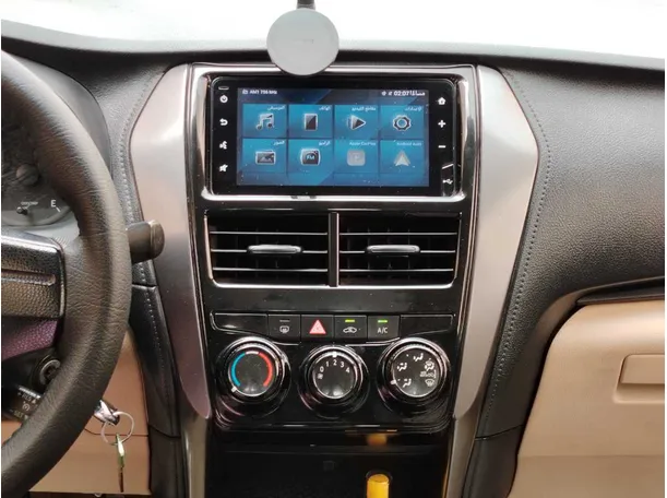 Car image 15