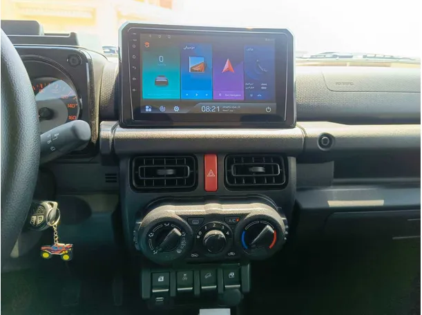 Car image 19